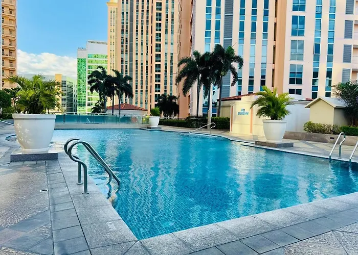 Apartment Grand Canal View Balcony Cozy Staycation Netflix Manila