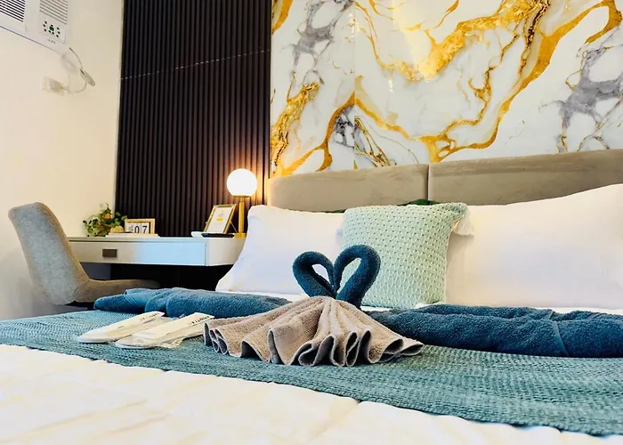Apartment Grand Canal View Balcony Cozy Staycation Netflix *